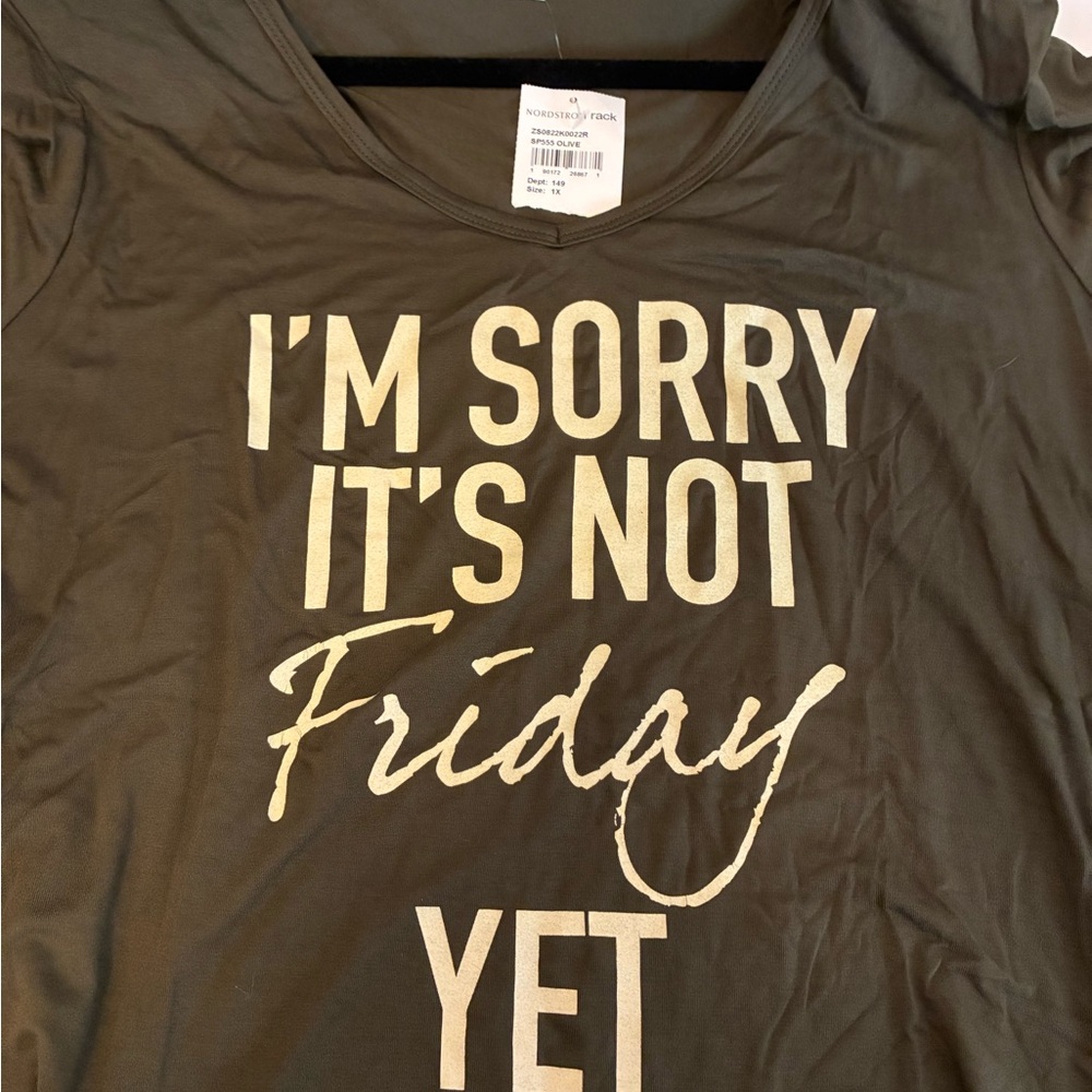 HIP Not Friday tee - Picture 4 of 6